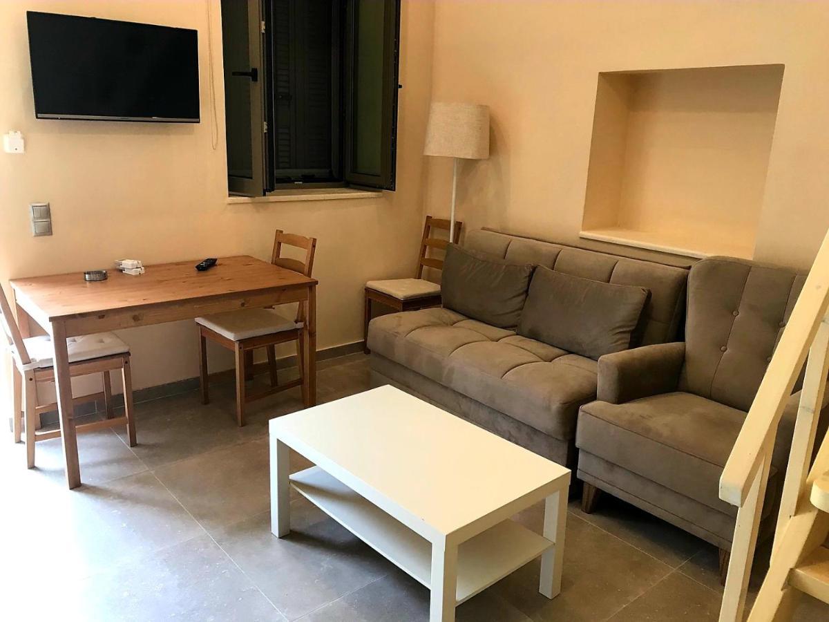 Steldi Luxury Apartments Petalidi Exterior photo